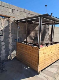 میز مال جاي و لفات للبیع  سعر: 275 الف وبي مجال 07702362405