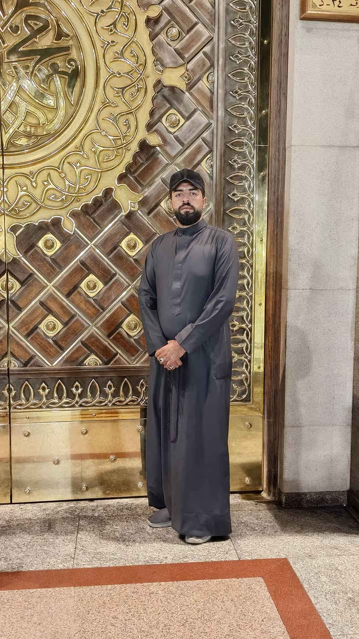 اخوتي اهلي الاعزاء الراغبين بعمرة شهر شوال الاسراع بتسليم جوازاتكم خلال اليومين القادمين لضمان حجز مقاعدكم بعد عطلة العيد مباشرتا نتمنى لكم سفره عباديه سعيده معنا 
***********
واتساب
