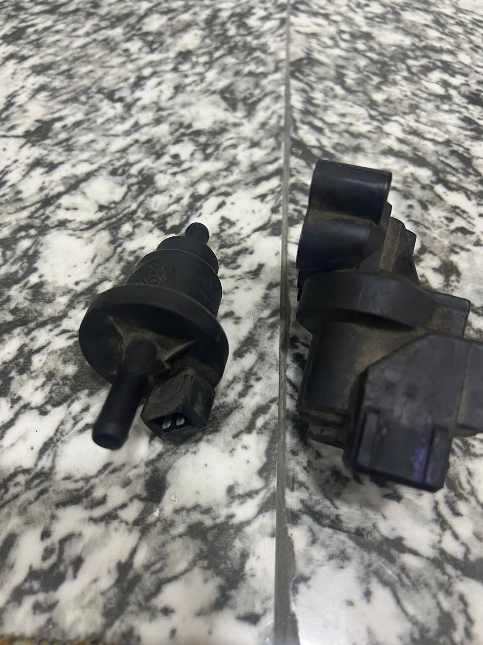 سلام عليكم
ايسي فيرنه اصلي تفصيخ سعره 25
ولف تقسيم هوه اصلي تفصيخ سعره 15
مكاني بغداد صليخ
***********
