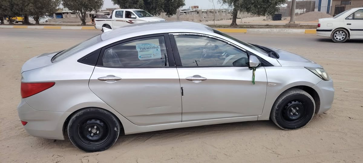 اكسنت . 2014
جاهزه من كلشي بيها رصعات قليله بارد
74 وبيها مجال ***********
بابل
