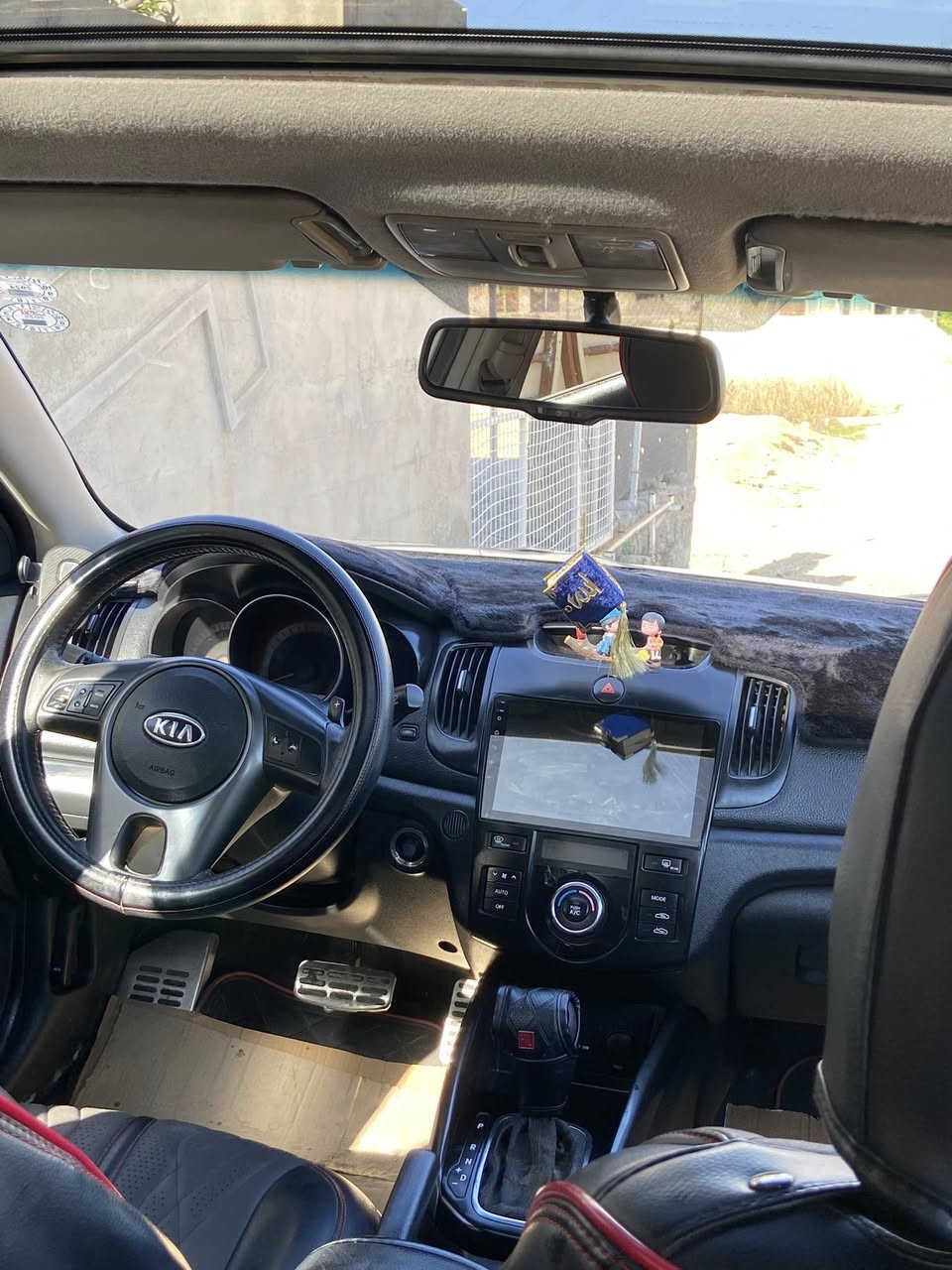 سيراتو ٢٠١١
بدون ضرر كشنات جلد. محرك ١٦. رقم اربيل .تبريد ثلج .فتحة سقف .شاشة كاميرا .شفتات .سيارة باسمي شرط التحويل مكاني موصل تلكيف السعر ١١٨


**إذا كنت صاحب هذا الإعلان وتريد حذفه لأي سبب، رجاءا أرسل رسالة إلى الدعم الفني**