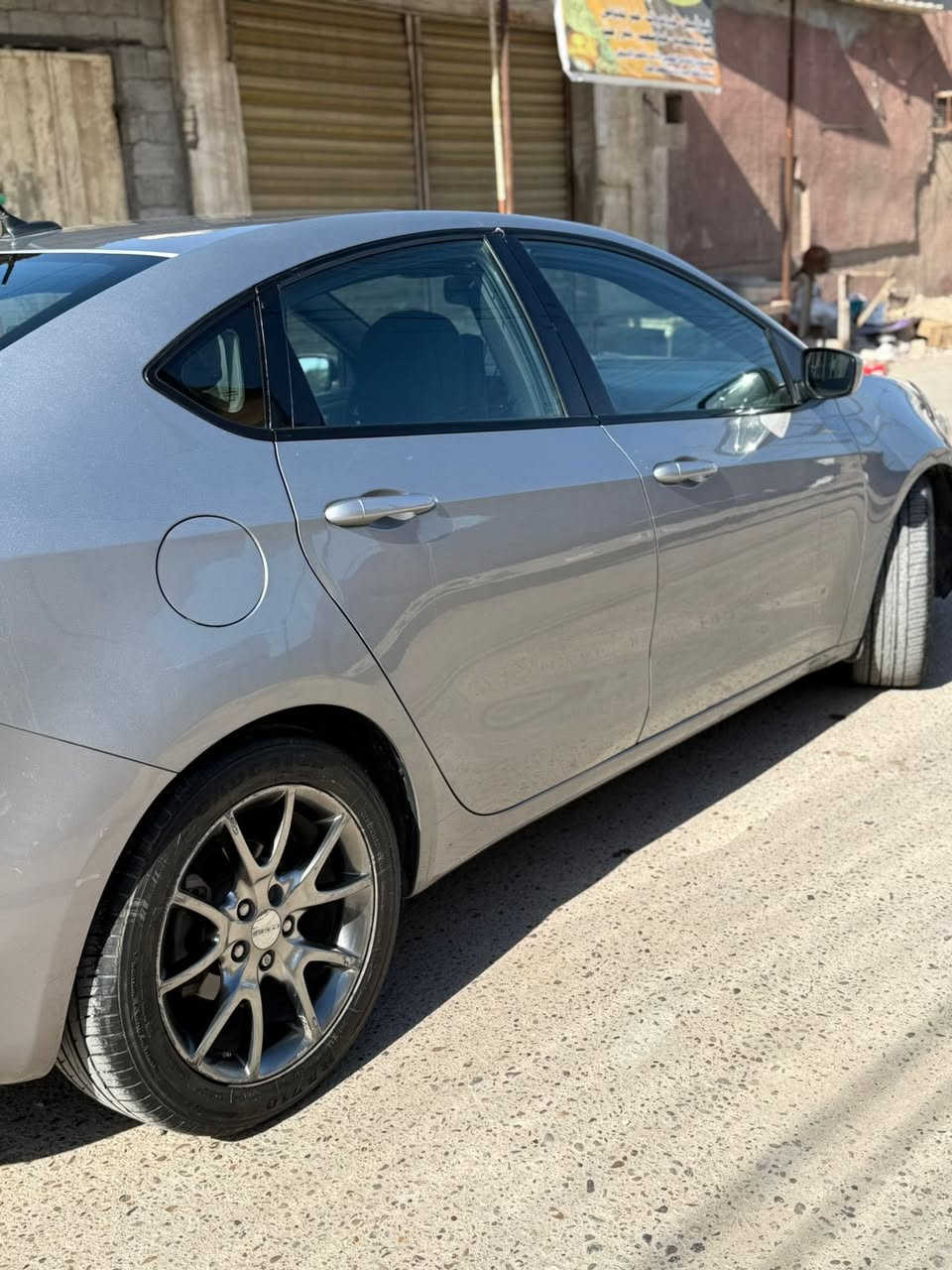 السلام عليكم …
دوج دارت فئة رالي موديل 2015 
فول مواصفات ما عدا الكراسي مخمل مو جلد
الحادث : جاملغ وبنيد 
رقم بغداد
المواصفات :
- تدفئة كشنات
- محرك 4 2400 سلندر تقريباً 184 حصان كير أوتوماتيك 6 سرعات
- شاشة كبيرة
- فتحة سقف
- تحكم ستيرن
- صوت رياضي بلادي
- مثبت سرعة
- ويل كب عنكبوت رياضي
- نظام مانع انزلاق ESC
- ABS
- تدفئة + تبريد
السعر : 89 ورقة
العنوان : بغداد - جسر ديالى
الاتصال على هذا الرقم : ***********
او عن طريق الواتساب على هذا الرقم : ***********
