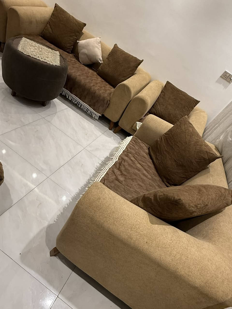 تخم 7مقاعد نظيف تركي اصلي ويا كوشات وطبله وسطيه السعر 550المكان الحريه


**إذا كنت صاحب هذا الإعلان وتريد حذفه لأي سبب، رجاءا أرسل رسالة إلى الدعم الفني**