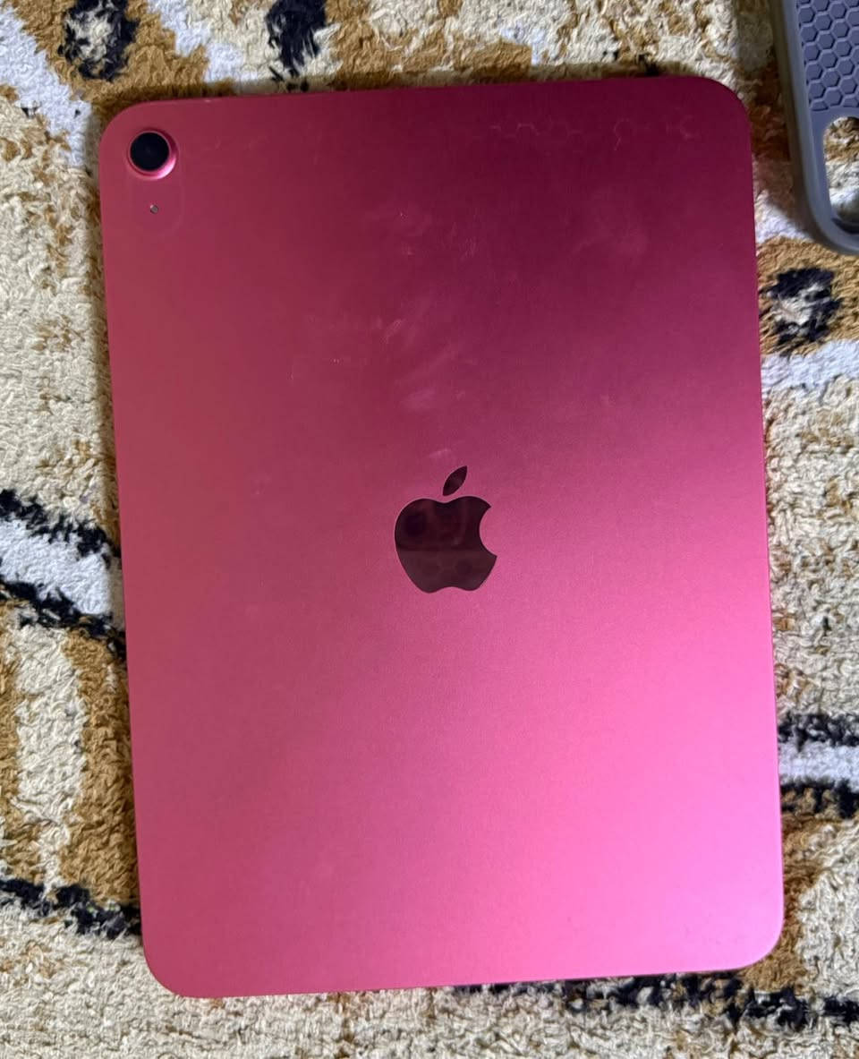 ايباد 11 بعدة بلضمان 128GB
بطارية 100 عدد الدورات36 شخط مابي نظافة 100‎%‎ 
***********
