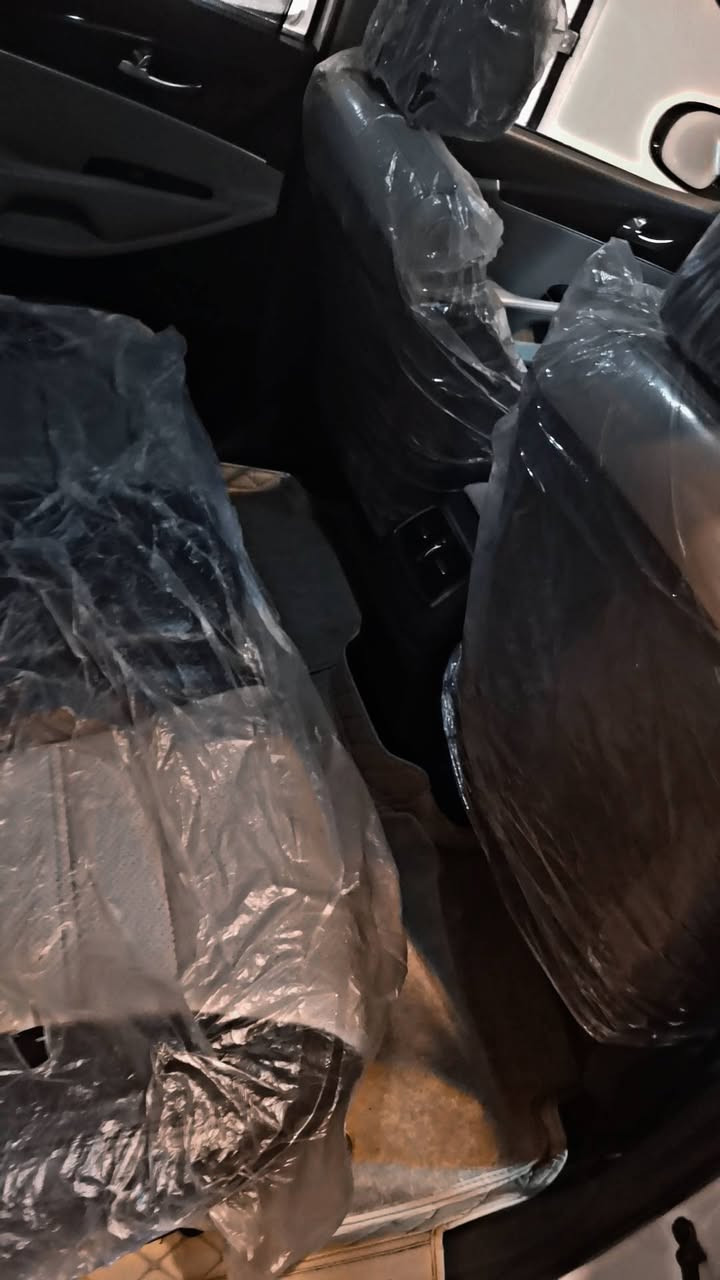 السلام عليكم سورنتو خليجي ٢٠٢٠ رقم بغداد فول مواصفات عدا الفتحه فقط مكفوله كفاله عامه من عدا شخط بيدي ار فقط باب صدر فقط والباقي مكفول بعدها ع وضع شركه بشرط ماشيه ٦٦ الف فقط هزه جديده سنويه جديده السعر ٢٤٥ موبايل ***********
