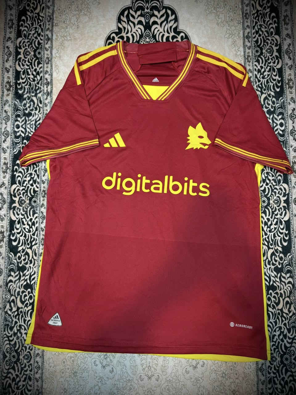 دريسات بالة و جديد درجة اولى قطعة ب 10,000 للحجز واتساب : ***********
