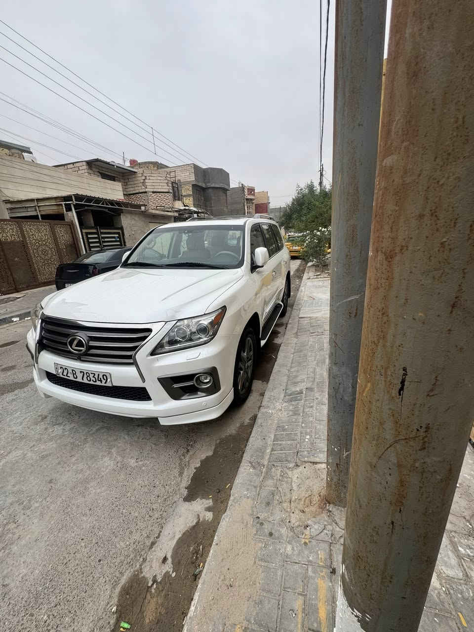 للبيع لكزز مديل 15 كفاله جديده بي معنه الكلمه بيها قليل بارد ماشيه 199سياره كلش جديده وع ايدي بسمي تحويل ثاني يوم ***********العنوان البصره
