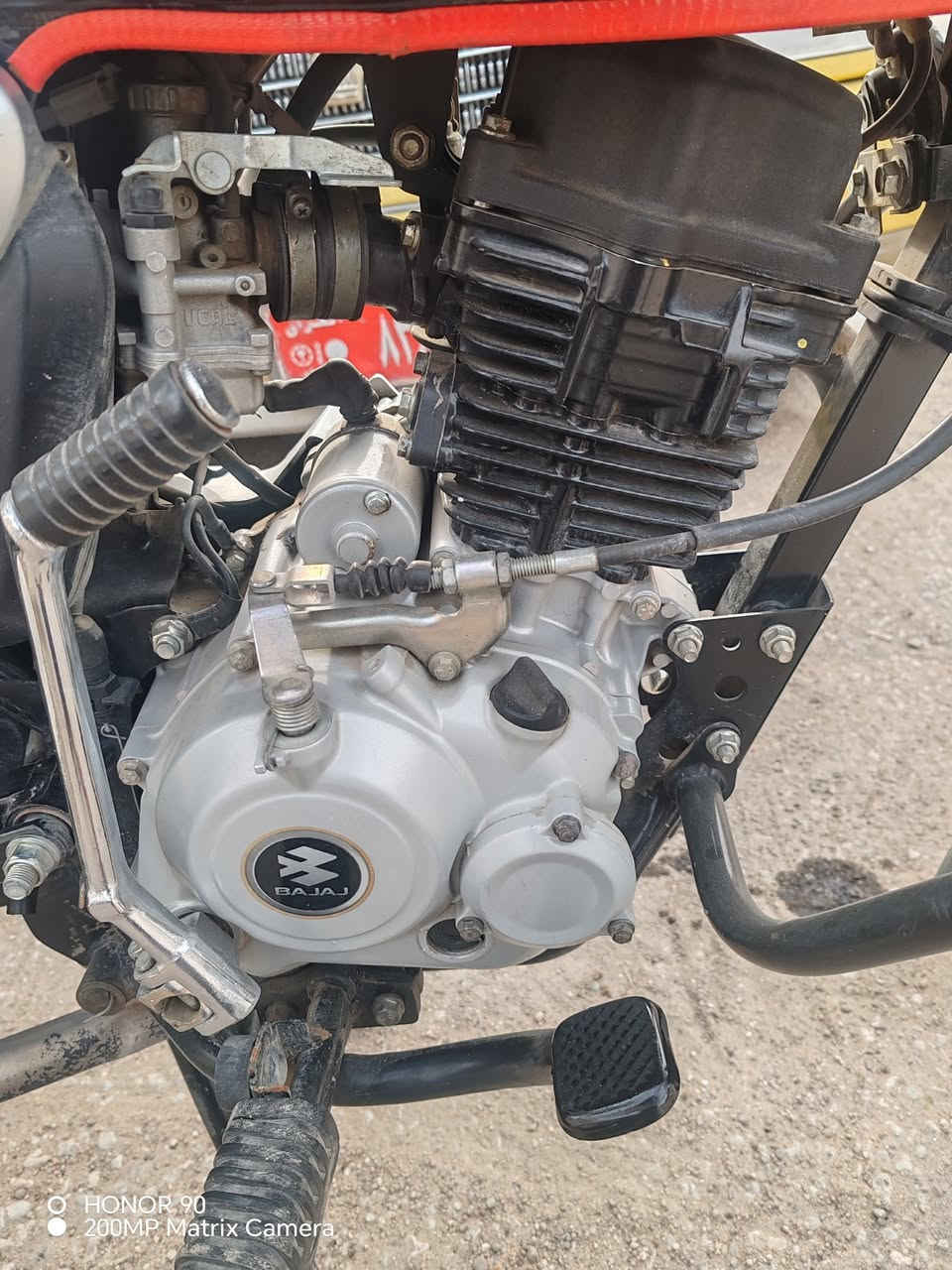 بوكسر 23
مبدل بوشة وبستم
رقم وهزة وسنوية نجف
السعر 1800 وبية مجال بسيط 
مكان نجف 
لا اقساط ولا مراوس 
الدراجة اشتريت سيارة وريد ابيعه
*********** واتساب
