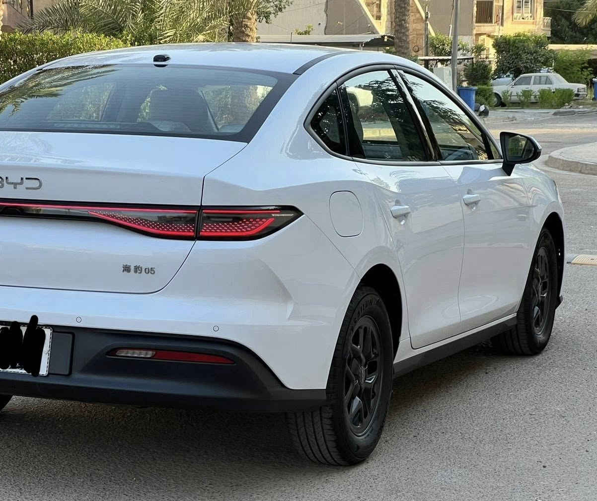 السلام عليكم
البيع زيرو ماشيه 1200   داخل ابيض المرقم بغداد موديل ٢٠٢٥
بي واي دي سيل فايف  
رقم بغداد مكانه بغداد

لون ابيض تمشي ٢١٠٠ كيلو هايبرد وبانزين 
داخل مميز ابيض  منزل تطبيقات ومنزل تحديث اله ومبدل دهن 
العده والغراض موجوده  وشاحنه وكلهن موجودات
تفاصيل. اكثر ع رقم
***********
