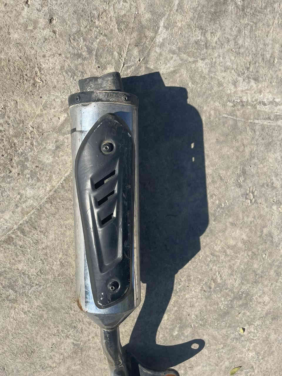 سلام عليكم
للبيع اگزوز رياضي صوته كلش حلو وناعم 
السعر : 25 / مكاني قادسيه الاوله 
اي استفسار ***********
