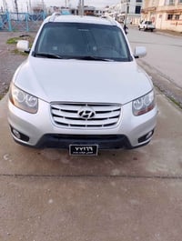 هيونداي سانتافي • ٢٠٠٩ • مقاعد جلد