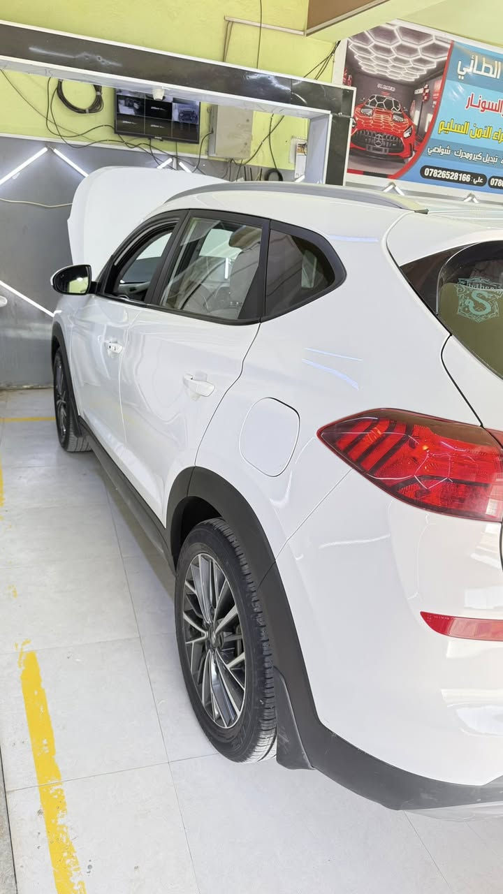 توسان امريكي 2021
ماشيه 40
فول عدا البونراما 
بصمه + كراسي كهرباء + كراسي تدفئه + داخل ابيض 

حادث جاملغ وبنيد فقط باقي السياره كفاله من النكره
شرط السونار لابارد ولادحجه ولا شخطه 

رقم بغداد كفاله من الكير والمحرك والتبريد والحداديه عدا جاملغ وبنيد 
السعر 165 المكان بابل الحله 
***********
