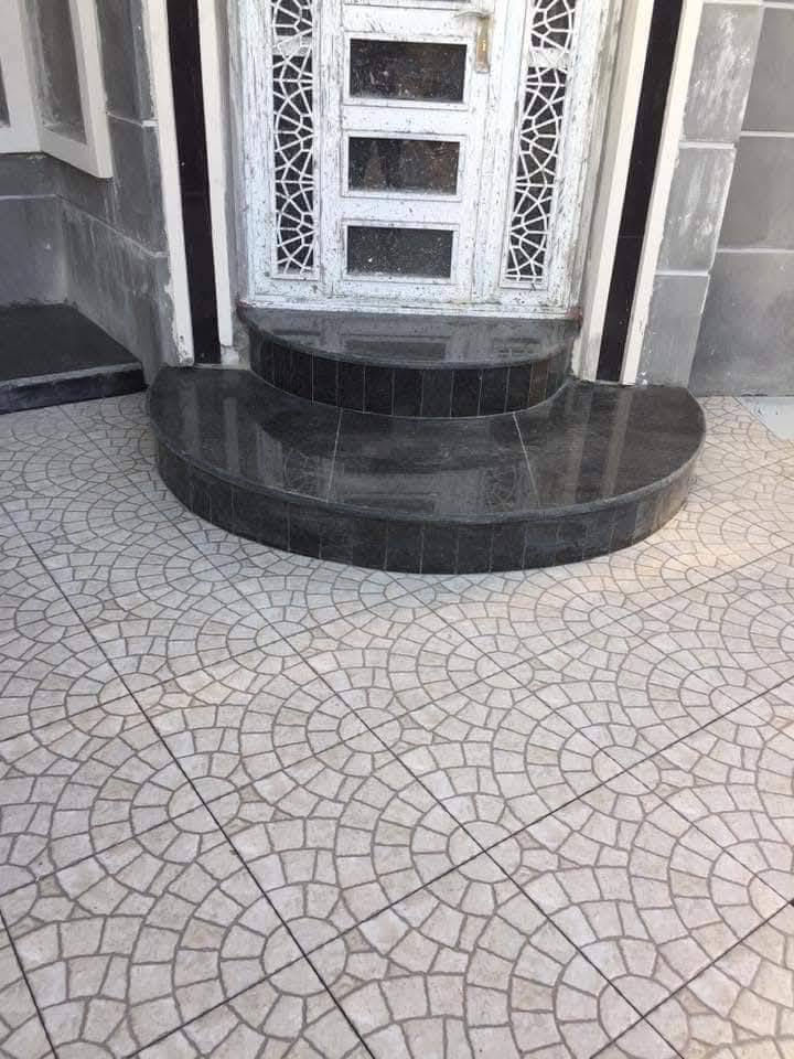 خلفه سيراميك أرضي جدران تغليف وجهات حجر شغل درجى أولى شرط شراف مهندس الرقم ***********
