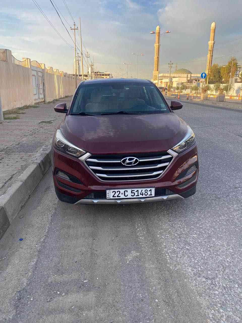 هیوندای تۆکسۆن 
مۆدیل 2017 مواسفات ئەمریکی 

1 پارچە سبوغ بەس بۆنیت 
بێ ناو گرتن بێ ئێڕباگ  
مەکینە V4_2,4 جی دی ئای 
ڕەقەم هەولێر سەنەوی نوێ 
ڕۆیشتن 72 هەزار میل 
بێتەقەو ڕەقە هەموو شتی بەشەرت
 

نــــــرخ 154$ وەرەقە 
وەتساپ☎️[***********] أربيل, العراق
