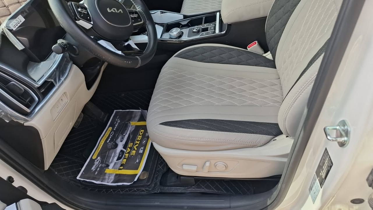 سورينتو ٢٠٢٤  خليجي وكالة اكدال  ضمان بغداد المنصور رقم اربيل ماشية ٧٦٠٠كم  ٦ سلندر بانوراما كير ماوس كشن كهرباء صندوق كهرباء بردات ٧ راكب  المكان بغداد للاتصال ***********  السعر ٣٠٠٠٠$
