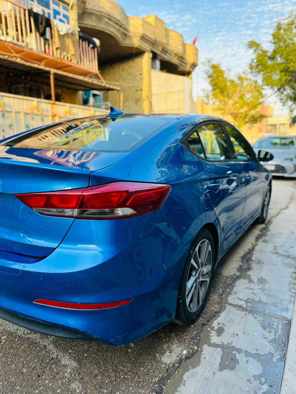 الانترا 2017 لون بحري رقم بغداد دولي سنويه 2030 السونار مرفق بيهه طخات بسيطة موضحة بالصور المكينة كازكيت سويته والكير فلتر ودهن صدر جديد تخم تاير نضيف كهربائات كلهه شغالة تدفئة تبريد السعر 125 بيهه مجال بسيط العنوان بغداد الشعلة ***********
