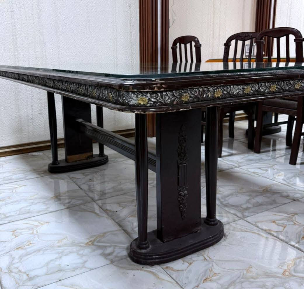 للبيع كلهن شلع ميوزة طعام مستعمله حفر ومزغرفة كبيرة ٢متر×١متر مع جام العدد ٨ بدون كراسي سعر الواحد١٥٠
للاتصال ***********
