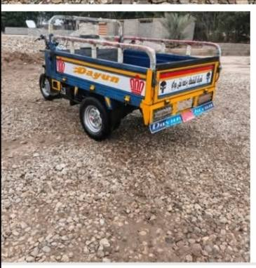 ستوته للبيع موديل 2017اوراق اصولي مكينه 25جديده  ستوته نضيفه وجاهزه مكفوله من كل شي زين القوس شارع المدينه الرياضيه  السعر مليون و ٦٥٠
*********** أو ***********
