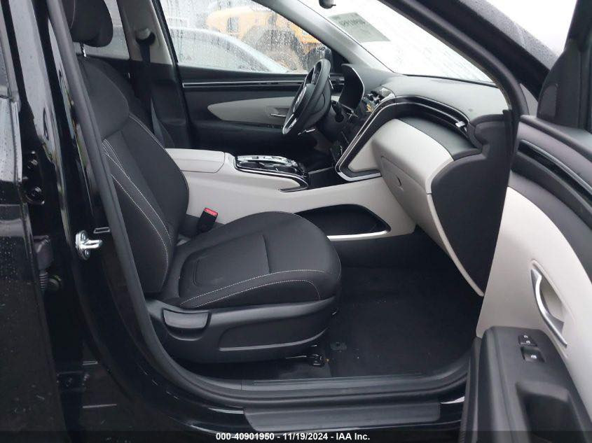 السلام عليكم
توسان هايبرد 2024
اللون اسود
فول عدا الفتحة
ماشية 19 الف
حادث دعامية مبدله الحادث بالصور 
بدووون ايرباك
للاستفسار ***********
