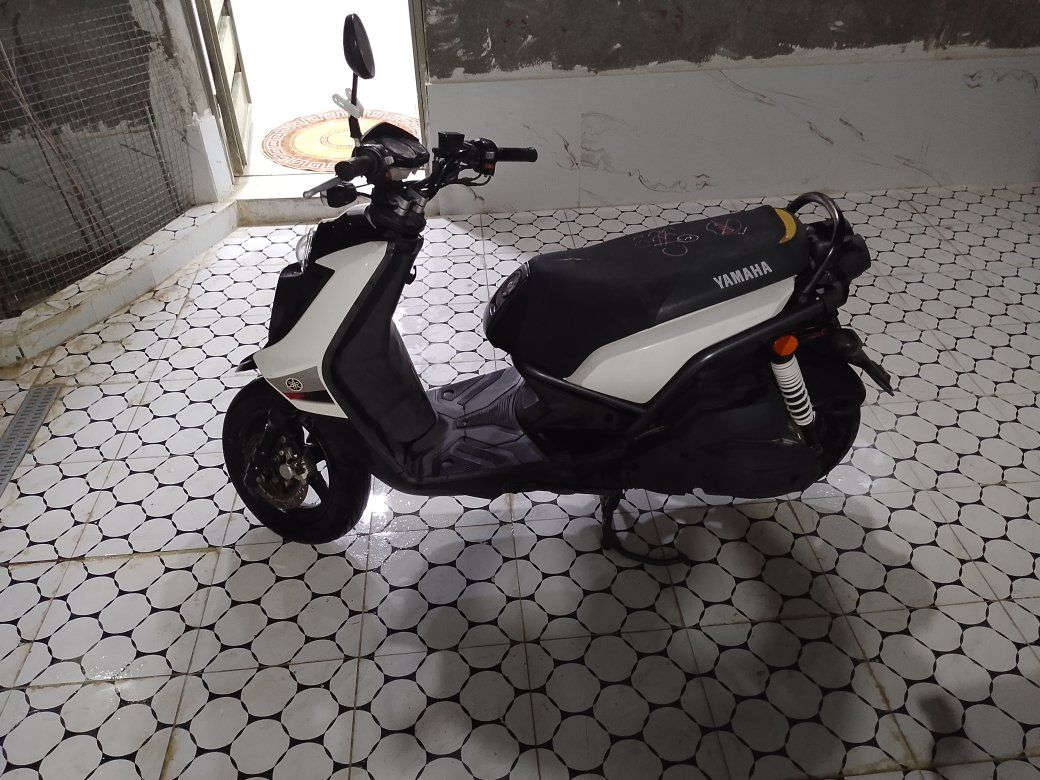 سلام عليكم دراجه البيع سكنس جبلي مصرالي شهر من طلعته حاويه اريد ابيعه لين اريد اشتري ستوته عارض دراجه بسعر 1400بيه مجال قليل كلش وهذا رقمي ***********
