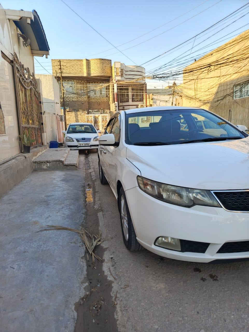 : كيا سيراتو موديل 2011بيه صبغ قطعتين صبغ وشبر بالبنيد بدون دواخل نحف بسمي السنوية نافذه
تحكم اشاير بالمري بلاجكتور حساس خلفي يعني نصف فول
***********
