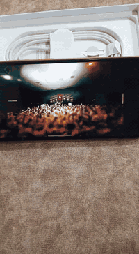 السلام عليكم ايفون 17برو ماكس كوبي لون برتقالي وايباد ابل الجيل التاسع ابيعهن ثنيناتهن اب165وبيهن مجال للشراي مكاني بصرة زبير يوجد توصيل جميع المحافضات رقمي وتساب ***********
