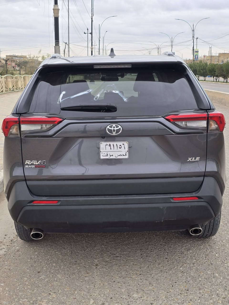 ‏Toyota RAV4 
2023 XLE primeom
***********
تويوتا راف فور XLE  بريميوم
موديل 2023
ماشية 18 الف   
السعر 185 وبيها مجال 
الحادث بنيد و جاملغ ايمن  مبدل الجاملغ الايسر ربع صبغ

حجم المحرك 4 سلندر 
المواصفات :
بصمة ابواب
بصمة تشغيل
الشاشة الجبيره 
تحديد مسار 
رادار أمامي(تحديد مسار)
رادار جانبي (نقاط عمياء) على المري 
رادار خلفي(التحذير من الاصطدام)
تحكم وضعيات القيادة Drive Modes 
ابل كار بلي بلوتوث بدون وياير
اوتو ستارت (Auto start)
اوتو ستوب(Auto Stop)
هاند بريك بصمة
اوتو هولد(Auto Hold) 
تحكم وضعيات القيادة,ECO,NORMAL,SPORT  
مانع انزلاق 
تحكمات استيرن 
وبقية المواصفات المعروفة
***********
