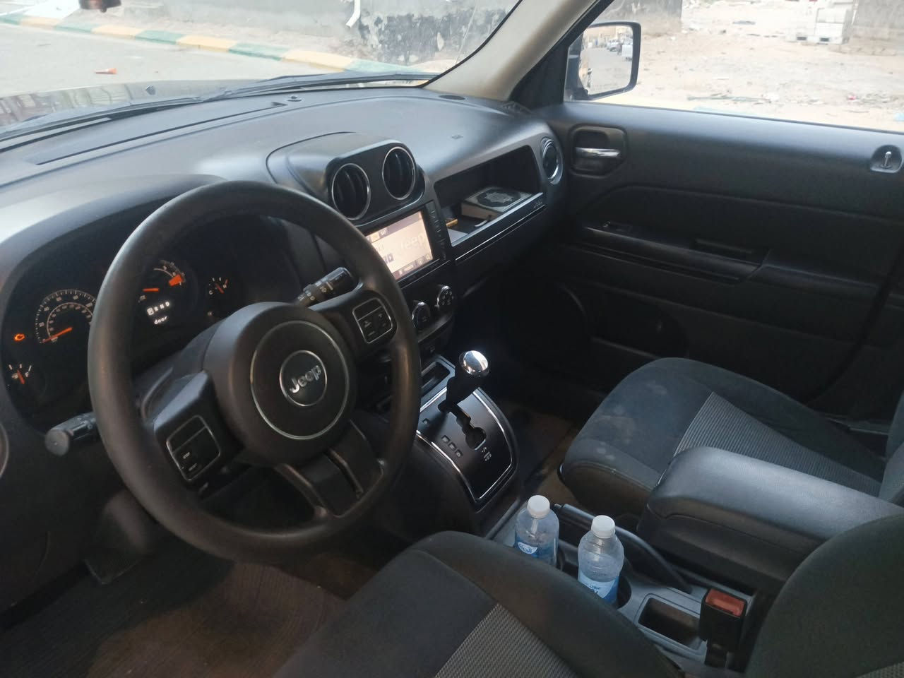 جيب باتريوت 2017 حادثه باامريكا فقط الجاملغ جهة اليمين بدون شواصي بالعراق قبق جنطه السياره جاهزه زوج تايرات خلفيه باتري جديد حداديه الصدر بعيد ضحيه بدلته كله جديد زوج طبلات دبلات درايم شفت شموع دجت مكينه السياره جاهزه السعر 110 او بي مجال المكان كربلاء ***********
