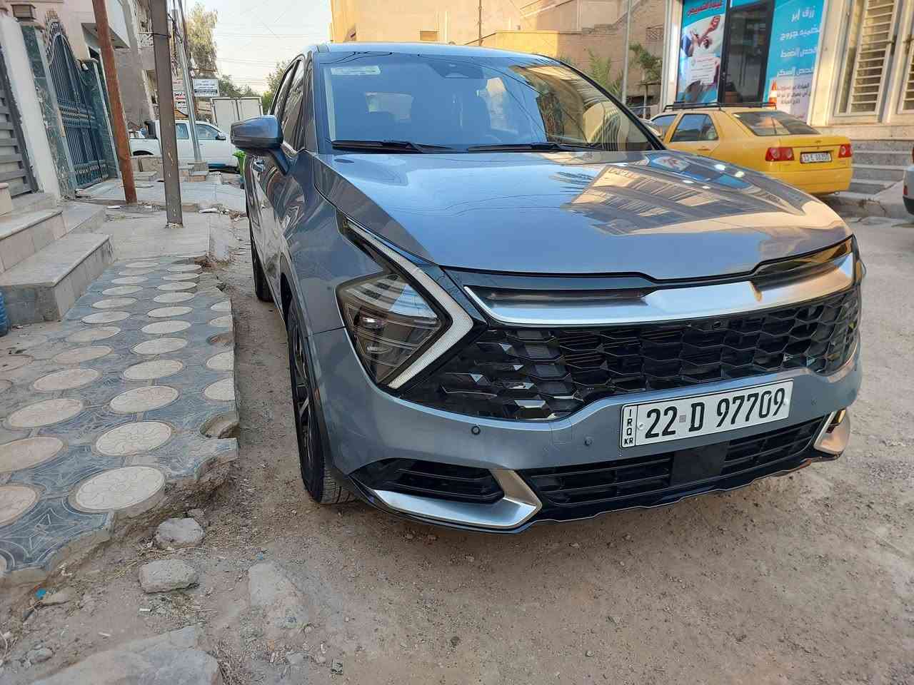 سبورتج 24 ماشيه ٥٥ الف
للبيع او مراوس واريد فرق
السعر 200

مكانه بغداد العظميه 

***********
