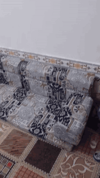 ديوان 5 قطع 5 مساند والظهر السعر 150 ناصرية زديناويه قرب الدوله ***********
