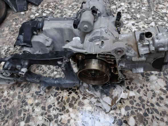 طابوكه 010 ماشيه 37 الف الشراي يتصل مكاني بغداد الحريه ***********
