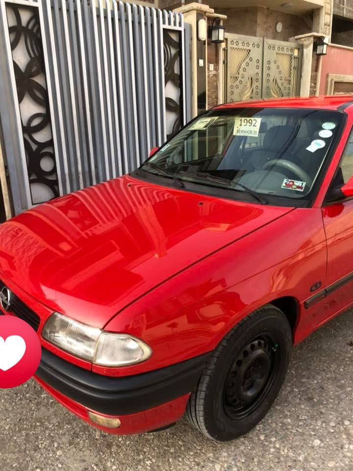 سلام عليكم استره موديل 1992محرك 20سياره وضع شركه صبغ ما بيها دواست ما مصلحة تواير جداً طخم جديد رقم هزه جديدة صارلها يومين بسمي اني الشرعي السعر 55وبيها مجال *********** ***********
