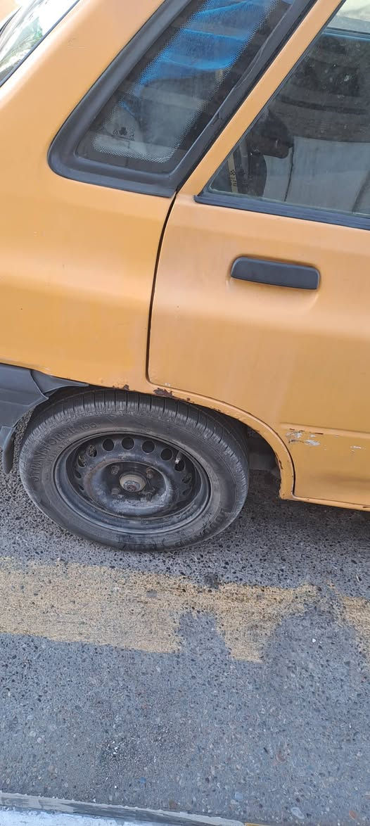 يرادله بس تلكيط بدايه خياس الباقي كفاله بيه طخه بسيطه من وره وطخه بسيطه من كدام مداور باسمي مصفره كلشي شغال بيه  الشواصي مكفوله شرط السعر٢٨ وبيه مجال ***********
