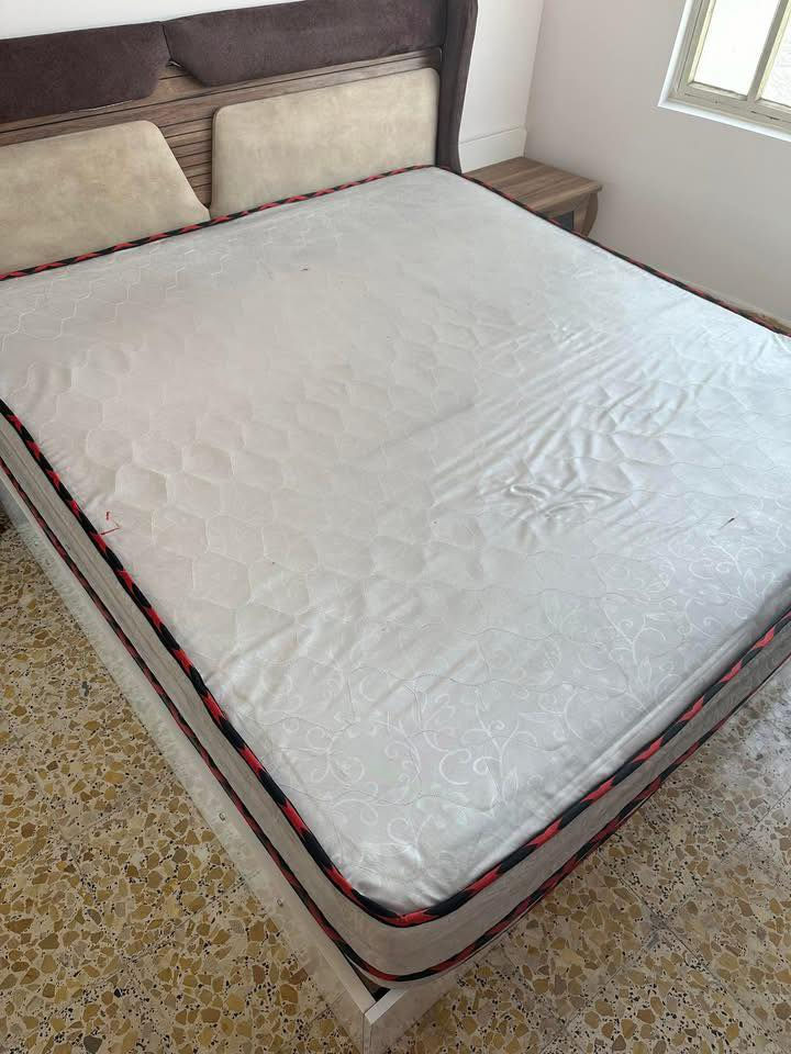 فرشه جديده مامستعمله تشبه الي بالصوره بيجي..
دوشك طبي مابي ضرر ،، الكاظميه


**إذا كنت صاحب هذا الإعلان وتريد حذفه لأي سبب، رجاءا أرسل رسالة إلى الدعم الفني**