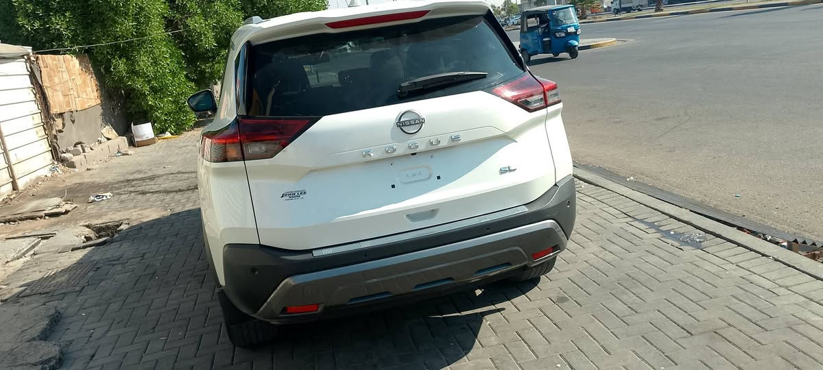 نيسان روج 23 للبيع فول مواصفات بدون حادث تقرير مياه أمطار بانوراما كشنات جلد تحديد مسار حساس امامي خلفي دواخل أبيض السعر 155$ قفل ***********
