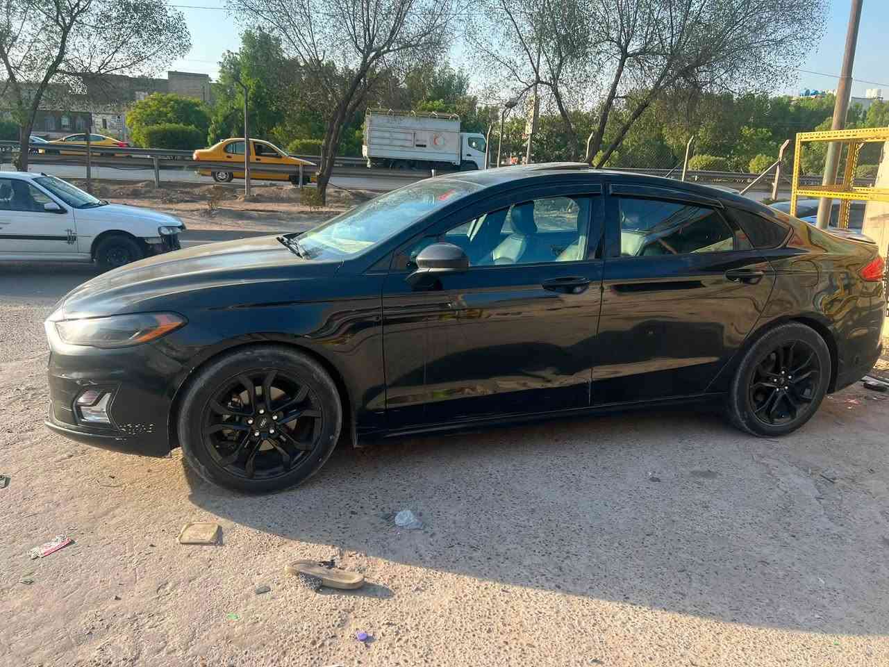 فيوجن ١٧
محرك ٢.٥ تنفس طبيعي
فل اوبشنز سلايد ٣ شاشات تشغيل عن بعد
بدون صبغ بدون ايرباك
محرك جديد شادلها طابوكة. مماشيه 
كير يحتاج تغيير زيت 
بيها مكانات بارد تحتاج صبغ 
منظومة غاز ضايفلها
تخم تاير ميشلن
ويلكب ١٨ بلادي
سبويلر كوستمايز
دعاميه وشباك محدثه ٢٠٢٠
بكلايت تيتانيوم
نشرة سقف روز رايز
رقم اربيل باسمي
٩٨ورقة بيها مجال كلش قليل
***********
فقط واتساب 
مسنجر ما اجاوب
صور الحادث مرفقة فقط طخطخات ايرباك برده فقط
السياره ماشيه هوايه 
المحرك جديد
