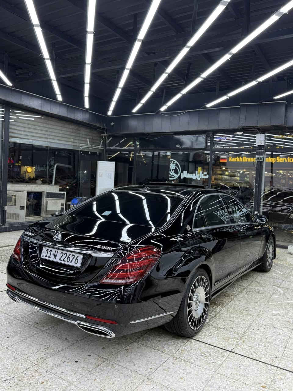 السلام عليكم مارسدس اس 550 2012 فول بنراما 5 بردات بوب شفط باب طويل السياره محدثه 2020 خارج مكينه كير تخم تاير جاهزه مابيه كل نقص مغلفه PPF كل السياره سابقا لون ابيض وبتحديث غيرنه لونه اسود حادث السياره من امريكا بابين فقط لا بجم لا شاصي بدون ايرباك رقم بغداد بأسمي اكفل السياره من اي حادث السعر 220 $ مكان السياره بغداد الخضراء ***********
