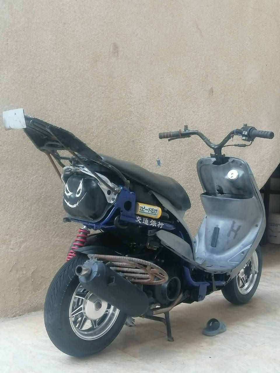 السلام عليكم دراجه مارس للبيع مكاني على طريق كربلاء نجف دراجه مقفوله سراي اتصل ***********
