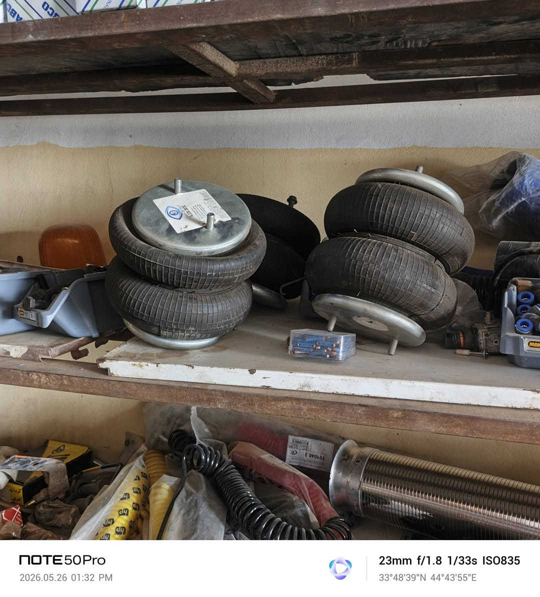بيع جميع قطع غيار الشاحنات بانسب الأسعار العنوان ديالى بعقوبه قرب محطه القمه الذهبية. ( *********** /***********)
