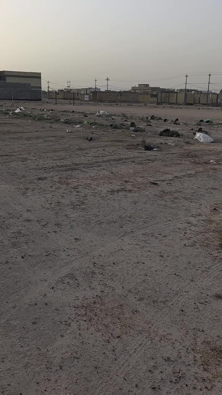 سلام عليكم 
عرصه للبيع 150 متر شارع 10 
حي الاطارات سكن وخدمات كامله 
السعر 30 مليون 
***********
