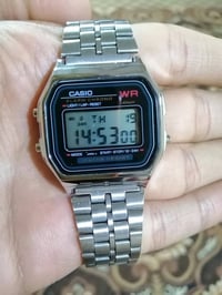 كاسيو • جديد • غير مستخدم