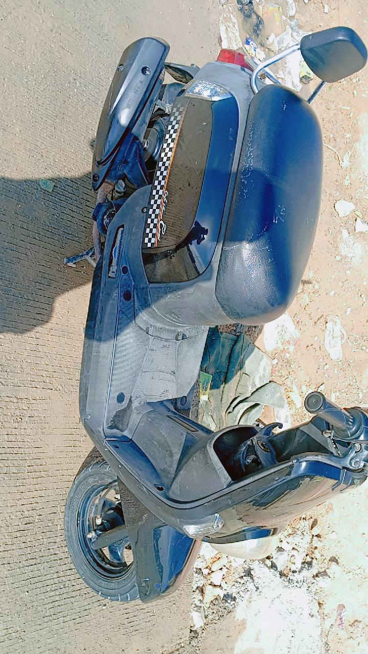 السلام عليكم دراجه ماكس بوليس رمبه استخدام قليل نظيفه جدا نوزل مختمه للبيع مكاني بالاكرمين ***********
