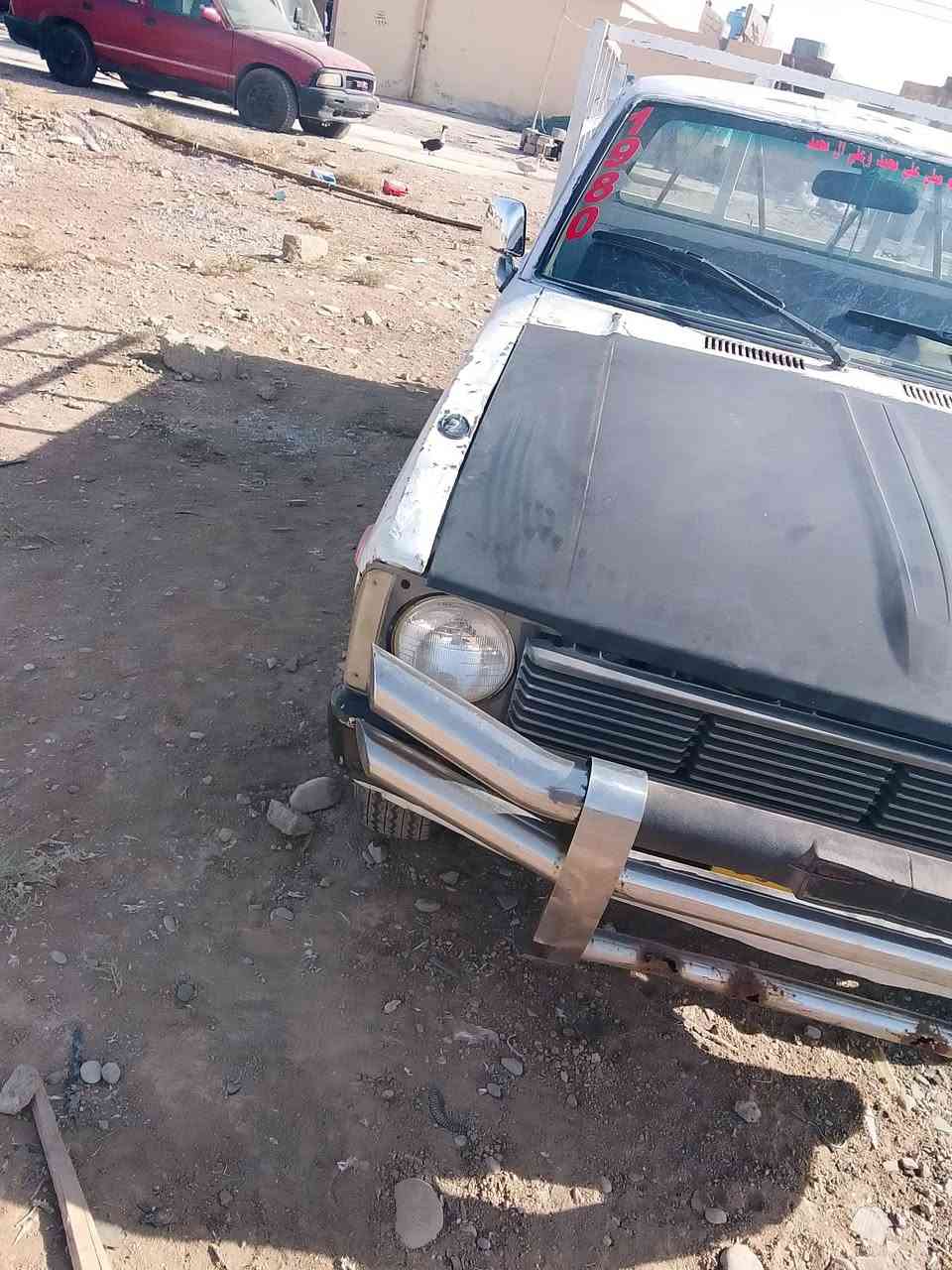 السلام عليكم
بيكم 80 كير ومحرك مضبوطات شرط تحويل ول وكاله من وكيل مكانه بلموصل  رقم تاميم سعره 15 ورقه 
***********
