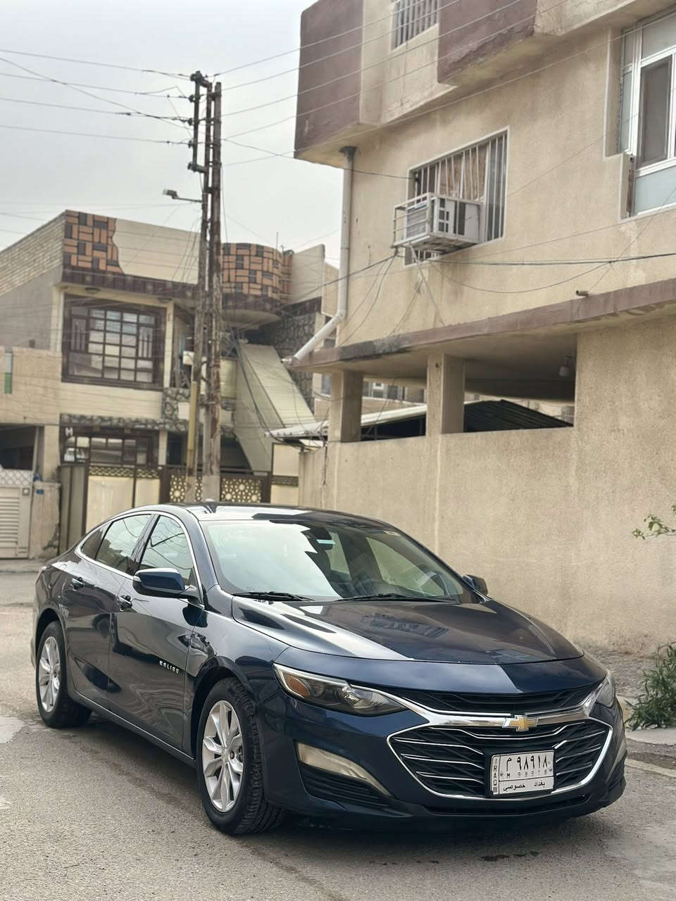 السلام عليكم 
‏Chevrolet Malibu lt 2020
1.5 turbo
رقم بغداد تحويل ثاني يوم 
——————
مواصفات :
-شاشه كبيره 
-كامره دواره 
-بصمه 
-تشغيل عن بعد 
-تبريد بيانو 
-تبريد قطعتين 
-اشاير مري 
-اوتو ستوب 
-تحكم ستيرن 
-كشن كهرباء 
-كشنات جلد 
-4 جام اوتو 
—————-
ميكانيك :
كير محرك صدر تبريد كهربائيات مكفولات 
—————
الكشر :
الحادث سطحي موضح بالمنشور 
—————
مكاني البياع حي الاعلام 
السعر: 105 وبيها مجال بسيط 
رقمي : *********** وبي واتساب
