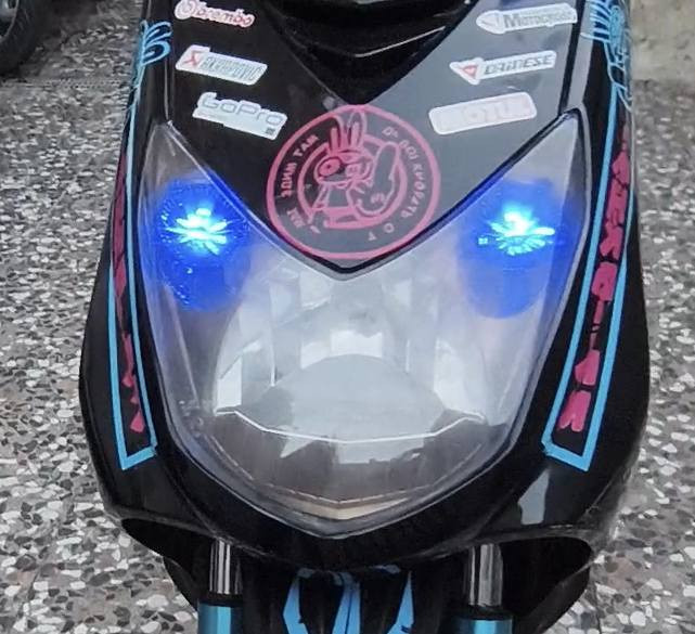 سلام عليكم
سكنس فحل مزود بوشة 59  
صدر مال لد مازدة رياضي
للاستفسار خاص


**إذا كنت صاحب هذا الإعلان وتريد حذفه لأي سبب، رجاءا أرسل رسالة إلى الدعم الفني**