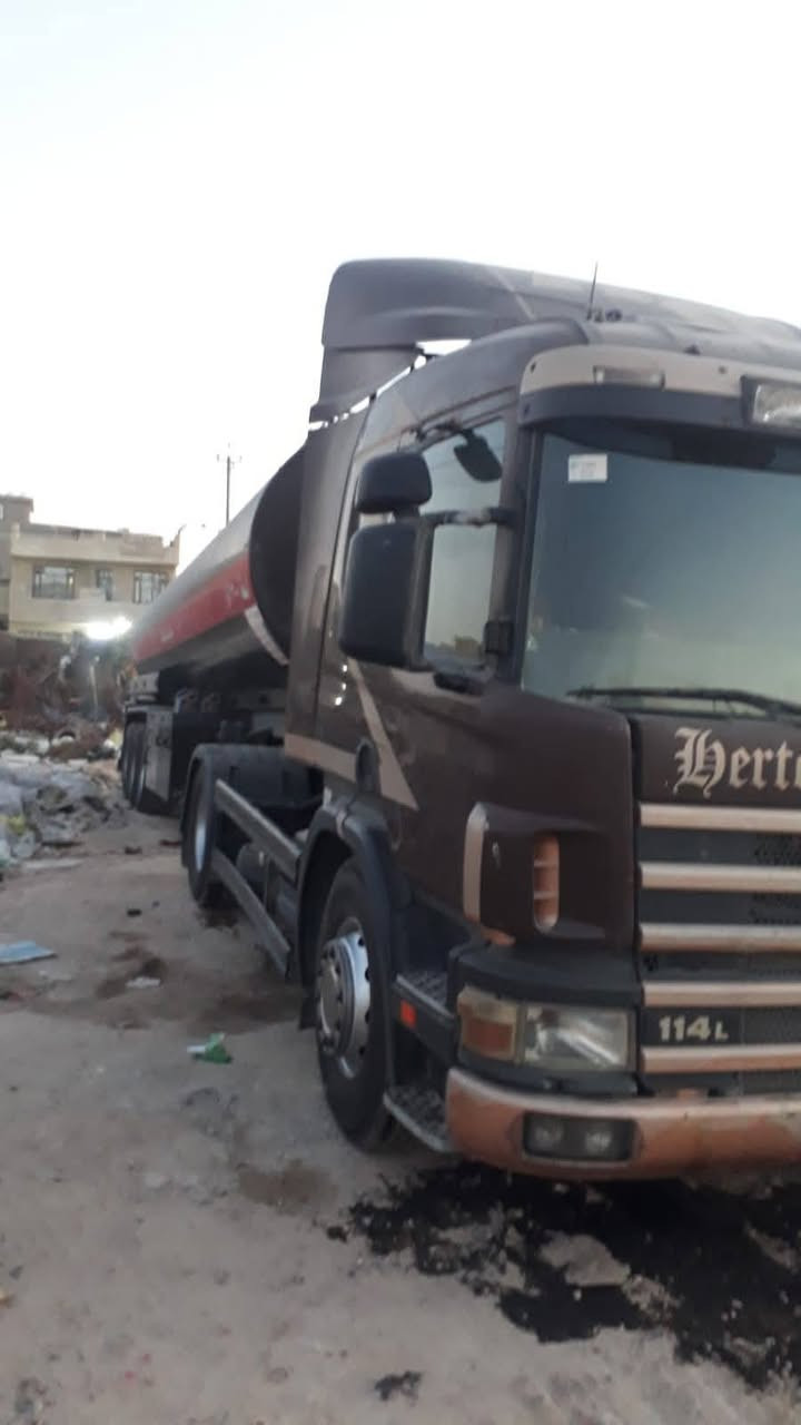 سلام عليكم للبيع سكانيا 2002 كير 4×4 مكينه 114
طوناج سنتين جيبيس كامل موافقات تصاريح امنيه كير ومكينه وكسن وشاصي كفاله تخم تاير شراي يتصل ***********
