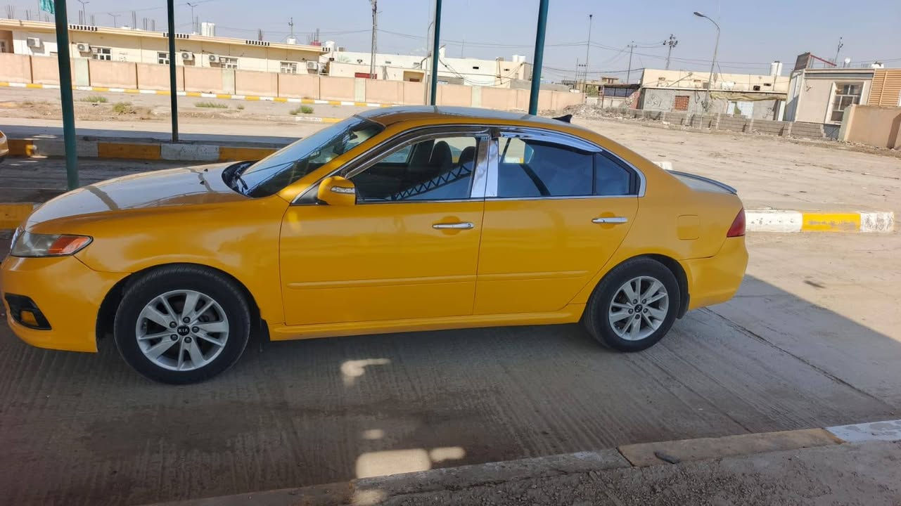 اوبتما موديل 2010رقم بغداد مصفرة هيئة وظريبه بيها ظربه جاملغ أمامي حداديه جديدة بيها ظعف محرك مكان السيارة بابل ناحية الشوملي الاتصال ***********-***********سعر95وبيها مجال قليل
