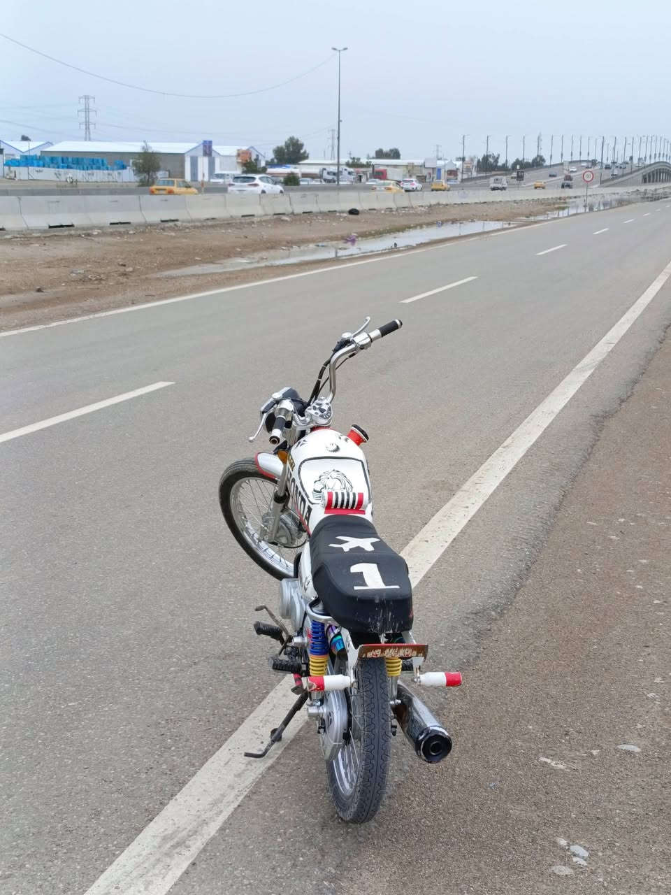 دراجه للبيع
دراجه للبيع موديل 25
دراجه نضيفه وخير من الله 
مكان بغداد الشعب 
السعر 👉📞
رقم.. ***********
