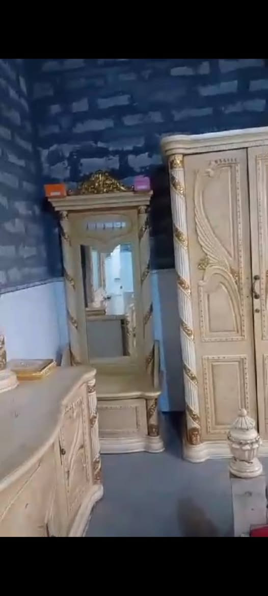 غرفة نوم للبيع جاهزه بس عايزها عروس    والسعر ب  225

عارضه عاموديه  للبيع   شركة  بيلسان 18 قدم   مستخدمه شهرين فقط   نظافه ٩٠%   والسعر  375


**إذا كنت صاحب هذا الإعلان وتريد حذفه لأي سبب، رجاءا أرسل رسالة إلى الدعم الفني**