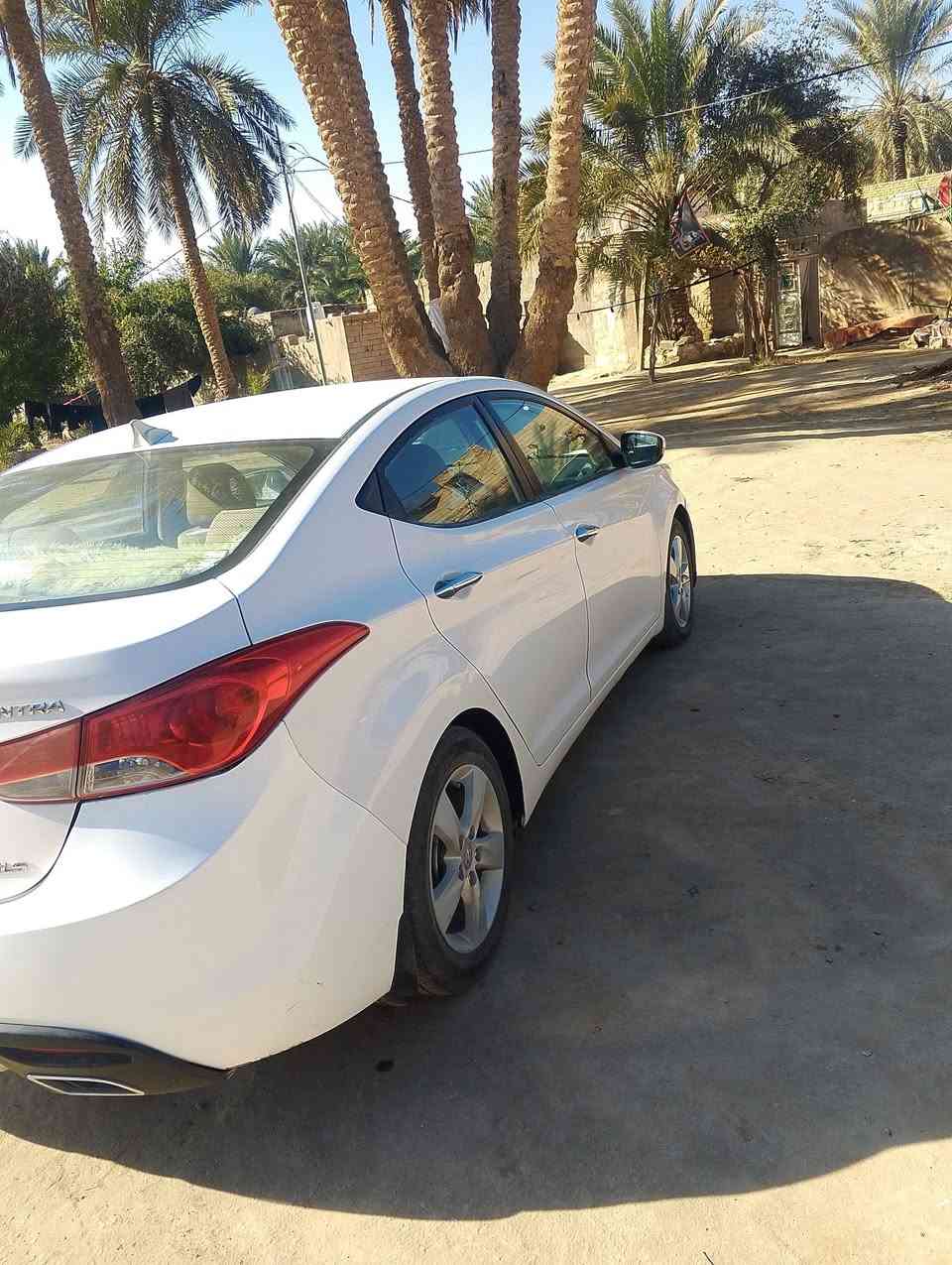 السلام عليكم النترا 2013 محرك 1800 مكينه كير حداديه تبريد كفاله بيه قطعه وحده بدون ضربه ***********مكاني نجف السعر 110وبيه مجال
